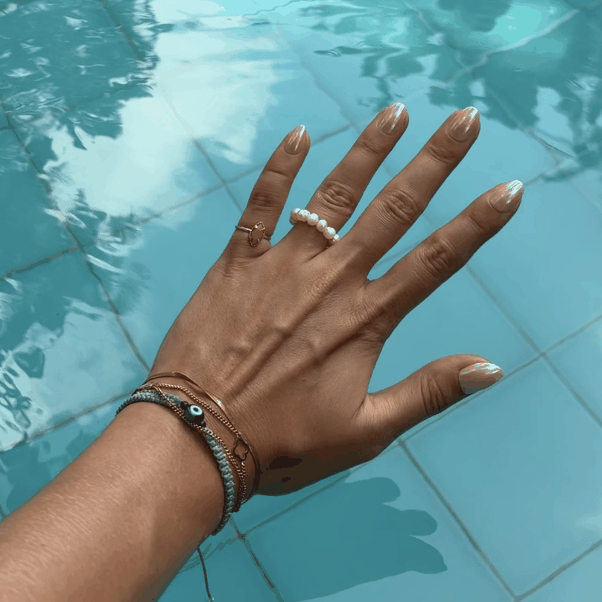 Perfect nails in 7 minutes? 10 reasons THESE Press Ons will save your summer