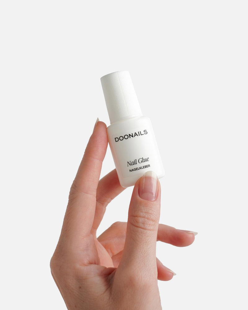 Brush-On Nail Glue