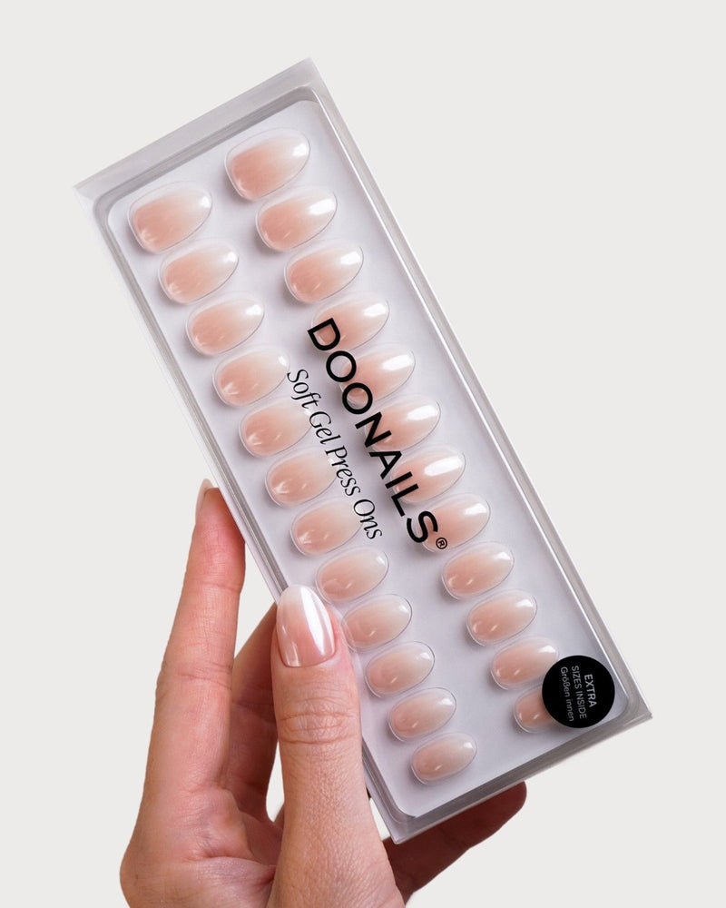 Glazed Babyboomer Short Round Soft Gel Press Ons