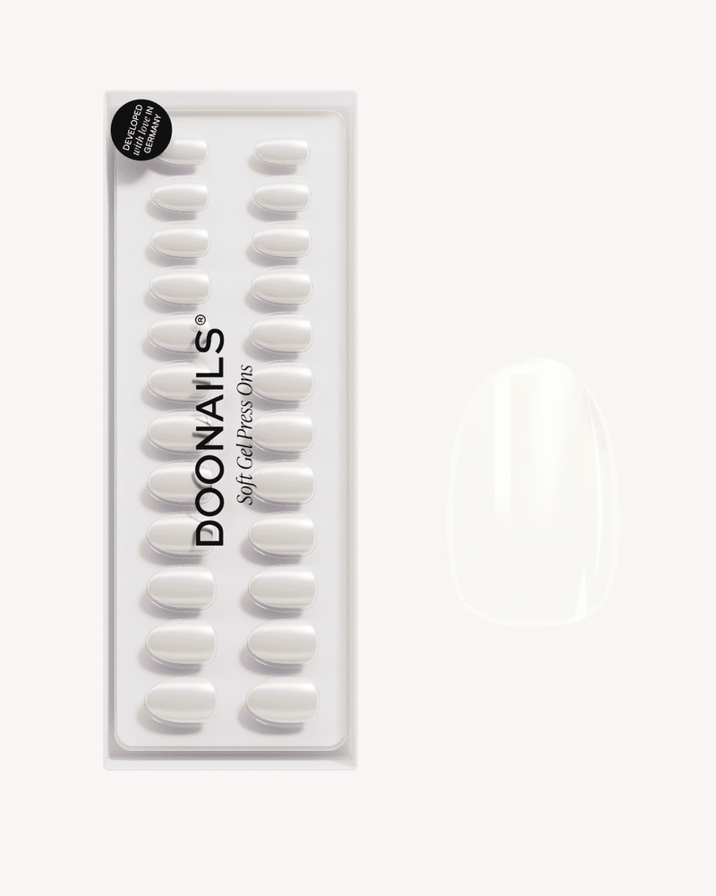 Limited Edition Glazed Pearl Short Round Soft Gel Press Ons