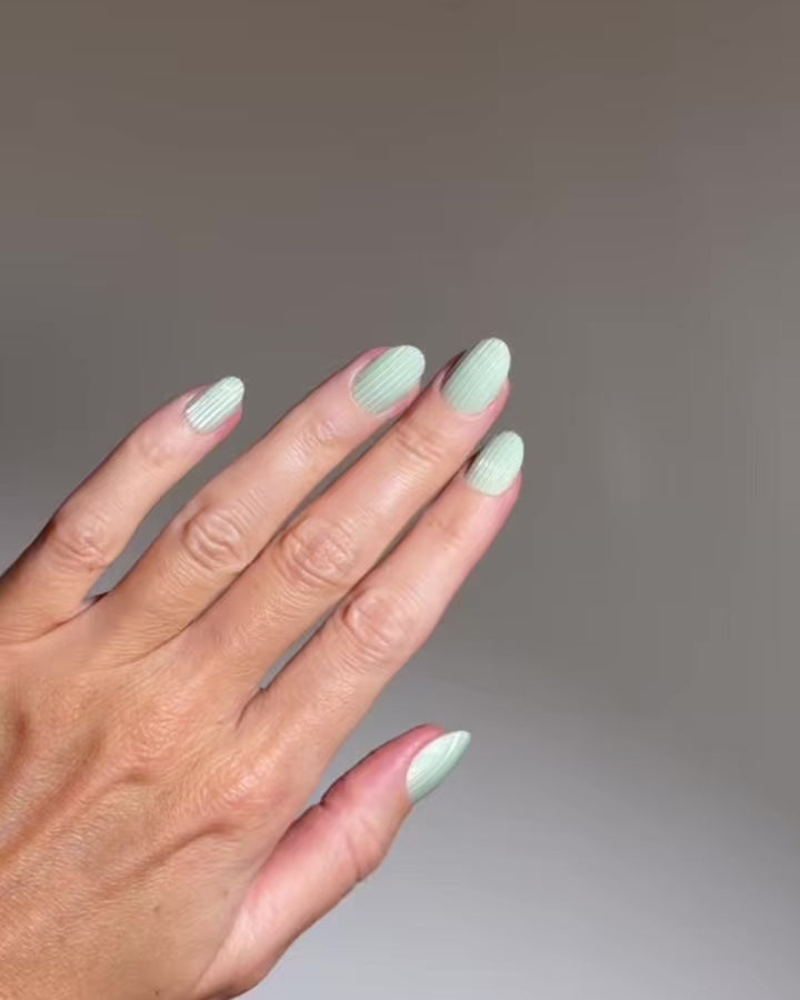 Sage Ribbed Short Round Soft Gel Press Ons